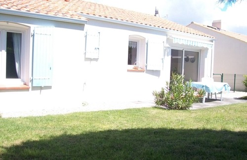 Bretignolles-sur-Mer House | Charming House with Enclosed Garden, 2 Bedrooms, Near Fishing Pond, Beach & Town Center