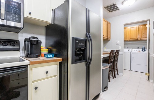 Haile Plantation House | Charming Haile - Pet Friendly - Family Cottage in Wooded Nature Setting