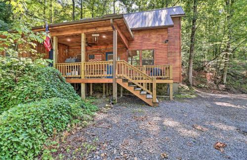 Higden House | Charming Higden Cabin Near Greers Ferry Lake!