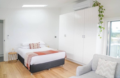 Highton House | Charming Highton Hideaway between CBD and Surf Coast