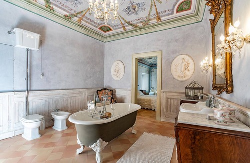 Potenza Picena House | Charming historic vacation home with romantic roof terrace and panoramic view