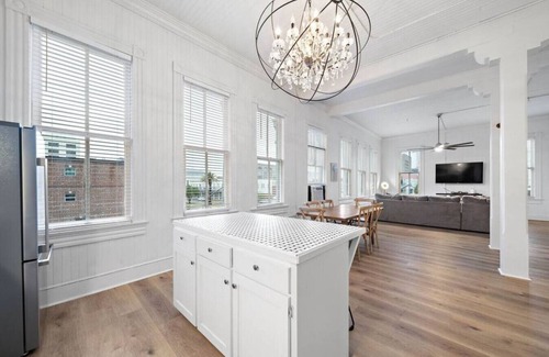 Galveston Apartment | Charming Historic Loft in Downtown Galveston