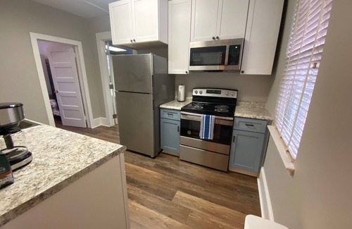 Governor's Walk Apartment | Charming Historic Midtown Apartment