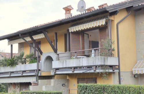Montioni House | Charming Holiday home in Lazise with Swimming Pool