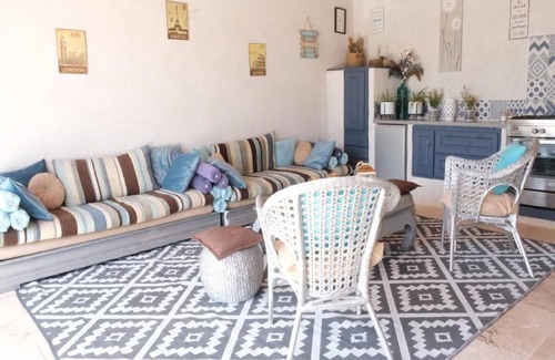 Arles Villa | Charming holiday home with private pool