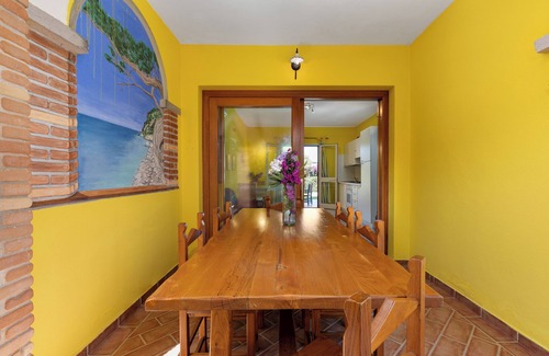 Monte Petrosu House | Charming Holiday Home “Sa Pedra Romantica” with Garden, Terrace & Pool