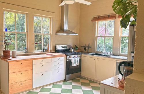 Athens House | Charming Home 2 miles to UGA
