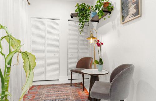 Allapattah House | Charming Home Close To Beaches & Downtown