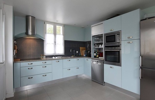 Les Portes-en-Re House | Charming Home Near Village Center, Sleeps 6, Garden, WiFi, Well-Equipped Kitchen