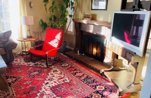 Shaker Heights Apartment | Charming home in Shaker Heights