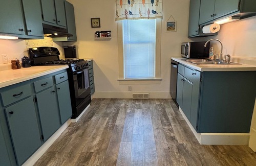 South Haven House | Charming Home just blocks from downtown South Haven