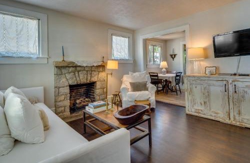 West Side Historic District House | Charming Home Less Than 2 Mi to Downtown Hendersonville!