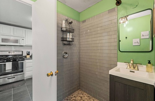 Des Moines House | Charming home near ISF and DT DSM!