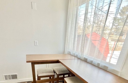 Pocatello House | Charming Home-near ISU, w/ ping-pong, fenced back yard