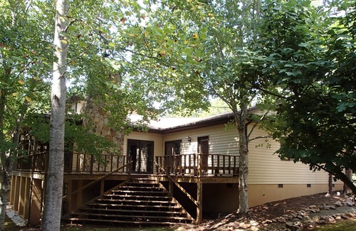 Anderson House | Charming home on Lake Hartwell