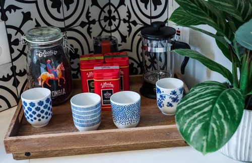 Shorewood Apartment | Charming home w/fire pit, walk to Lake Michigan