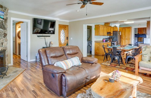 East Shore House | Charming Home w/ Private Dock on Lake Almanor!
