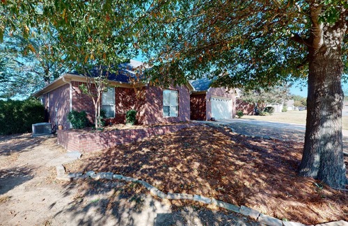 Conway House | Charming home with indoor fireplace, outdoor firepit, and private washer/dryer