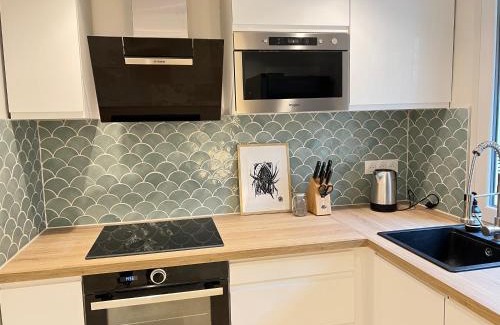 Arcueil Apartment | Charming house 2BR, 100m to RER B Laplace station