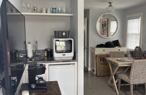 Siasconset House | Charming house and cottage blocks from beach and village!