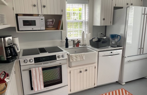 Siasconset House | Charming house and cottage blocks from beach and village!