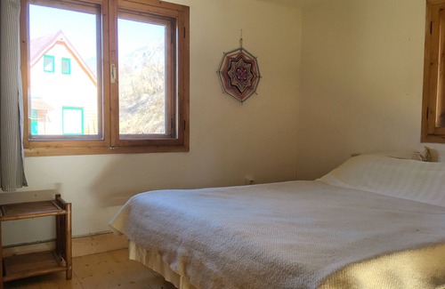 Salciua de Jos House | Charming House by the River, Transylvania