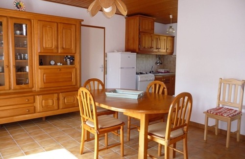 La Faute-sur-Mer House | Charming House Near the Beach with Garden, Pets Allowed