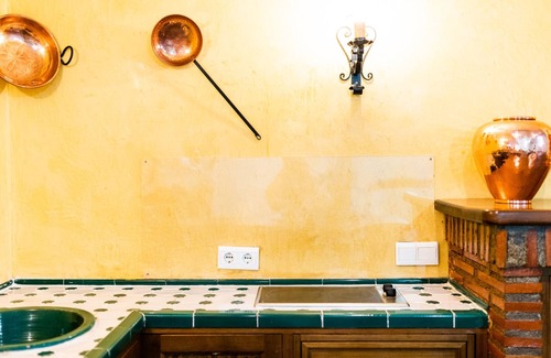 Beiro Apartment | Charming House in Albaicín, Granada
