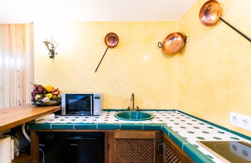 Beiro Apartment | Charming House in Albaicín, Granada