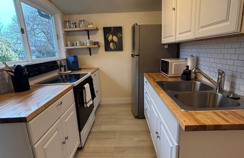 Blaine House | Charming House in Downtown Blaine