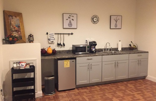 Dale City House | Charming house in fabulous Woodbridge with AC, WiFi