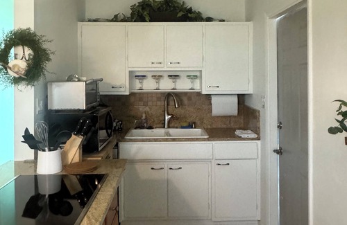 North Port House | Charming house in North Port A Stones throw to Warm Mineral Springs.