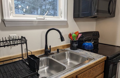 Costigan House | Charming house in Old Town - Family-friendly - Sleeps 4 - Parking