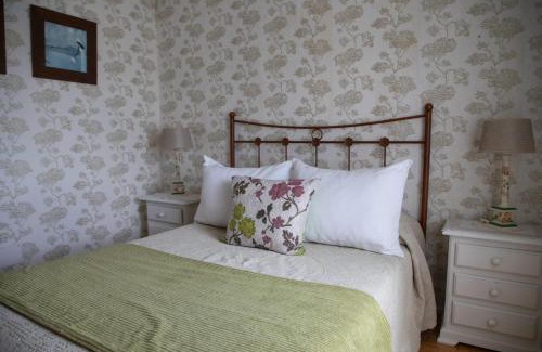 Rua de Francos House | Charming house in Teo with balcony and parking included
