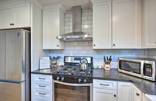 Placerville House | Charming House on the Hill Near Sly Park, Apple Hill, Wineries!