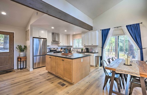 Placerville House | Charming House on the Hill Near Sly Park, Apple Hill, Wineries!