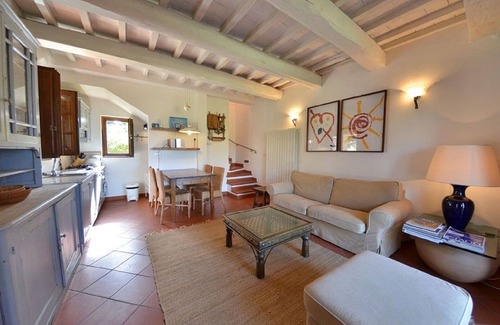 Roccalbegna House | Charming house overlooking the countryside