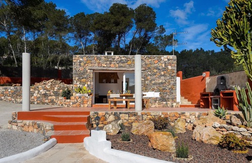 Santa Eulalia del Rio Villa | Charming Ibicencan style house