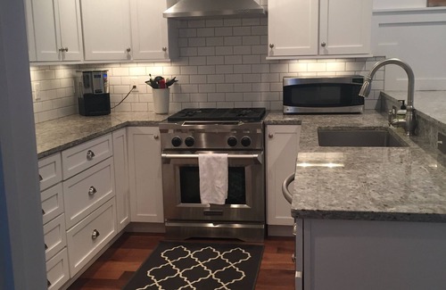 Harbor Springs House | Charming in-town modern farmhouse-3 bedroom/2 bath. Walk to beach and shops.