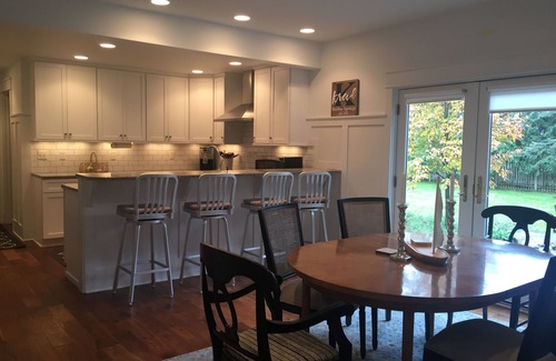 Harbor Springs House | Charming in-town modern farmhouse-3 bedroom/2 bath. Walk to beach and shops.