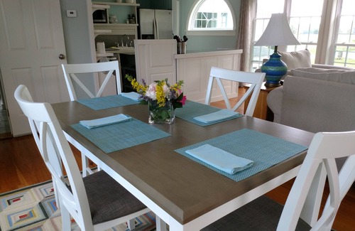 Kennebunkport Apartment | Charming Kennebunkport overlooking the Cape Arundel Golf Course
