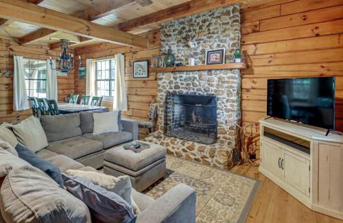 Milledgeville House | Charming Lake Sinclair Cabin Fire Pit, Dock