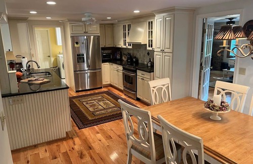 Jim Thorpe House | Charming Lake Villa with Hot Tub and Gazeebo