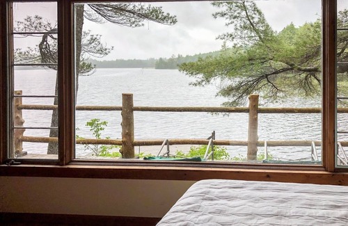 Blue Mountain Lake Cabin | Charming Lakefront Cabin - R