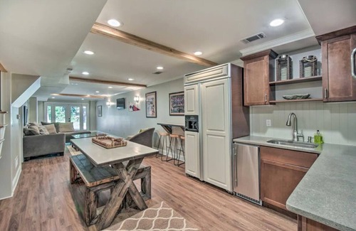 Buford House | Charming lakehouse on Lake Lanier with easy walk to the water