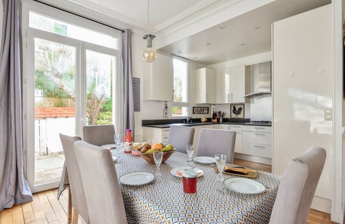 Quartier de Becon House | Charming large house in Courbevoie - Welkeys