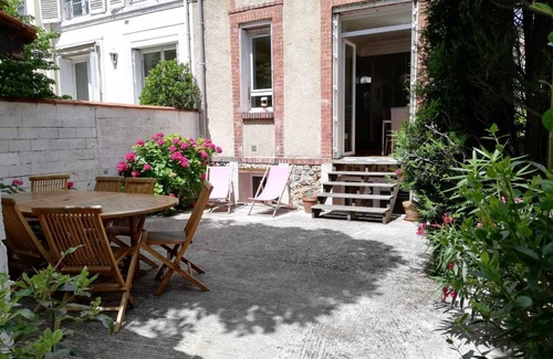 Quartier de Becon House | Charming large house in Courbevoie - Welkeys
