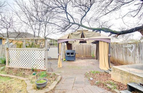 Lawton House | Charming Lawton Escape with Patio and Grills!