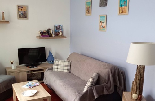 Quartier du Casino House | Charming little house, quiet, close to the beach (50 m) and market