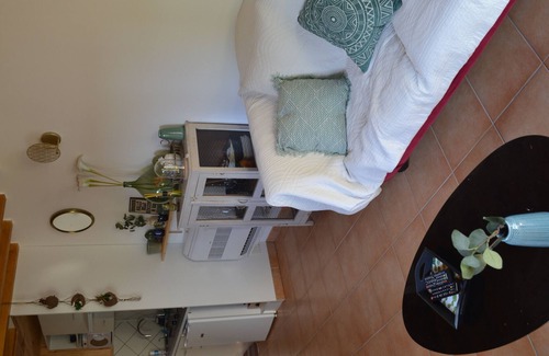 Hericy Apartment | Charming little house 10min from Fontainebleau